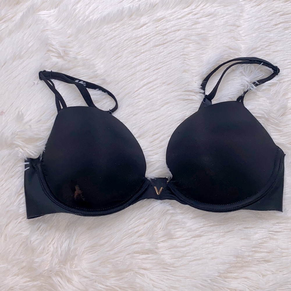 Victoria’s Secret Black Wire Free Bra Size 32C